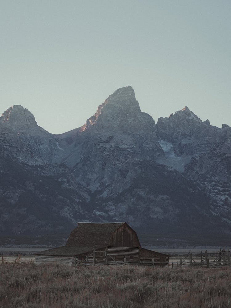 Wyoming Valley Cabin