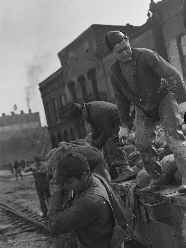 Untitled Photo, Possibly Related To Working On The Levee At Bird S Point, Missouri During The Height Of The Flood 1