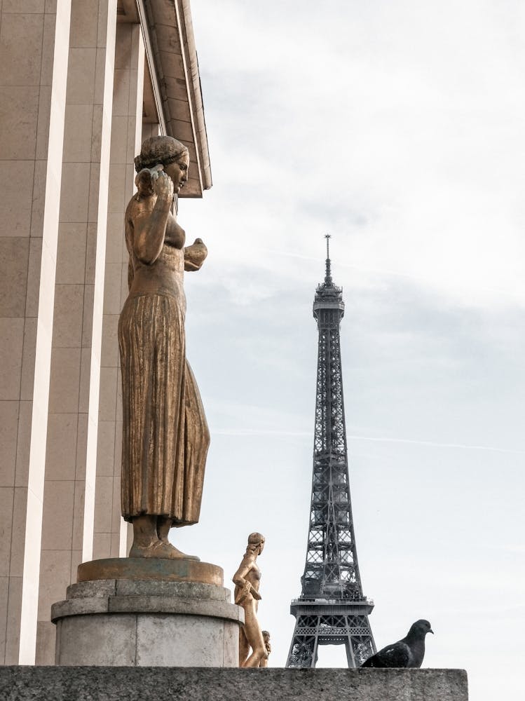 Paris Travel Poster - Eiffel Tower_2156242