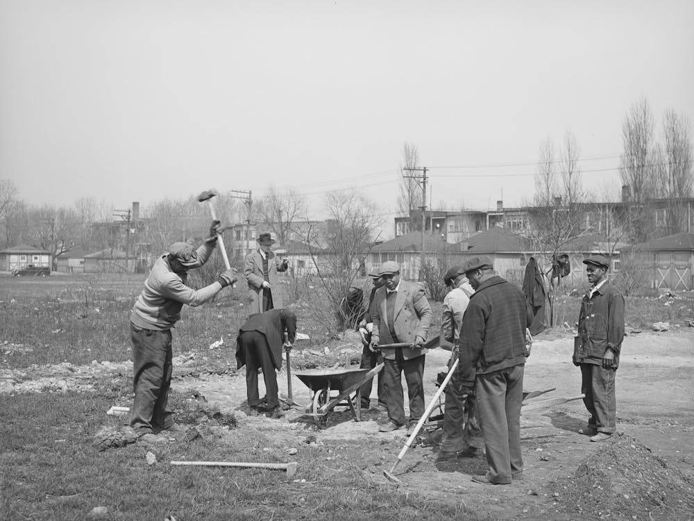 Es Working On Wpa (Work Projects Administration) Project, Chicago, Illinois By Russell Lee