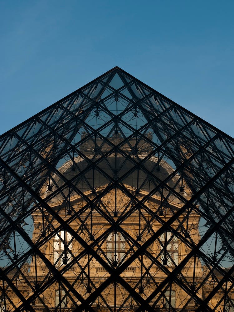 Louvre And The Pyramid