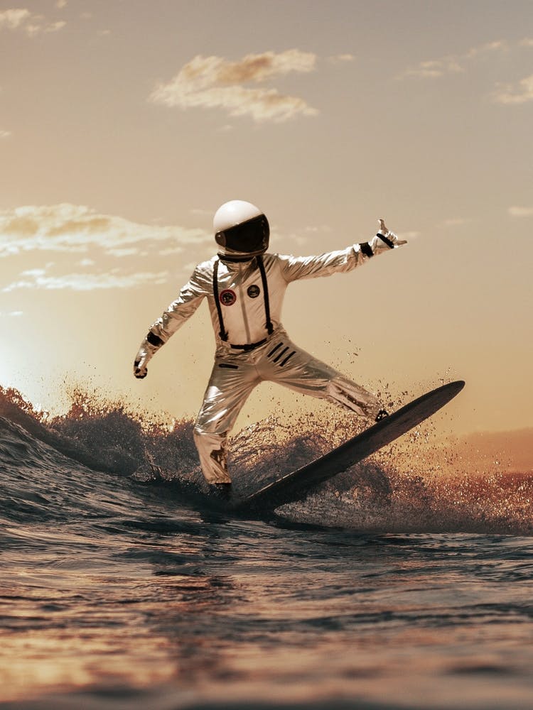Space Surfer