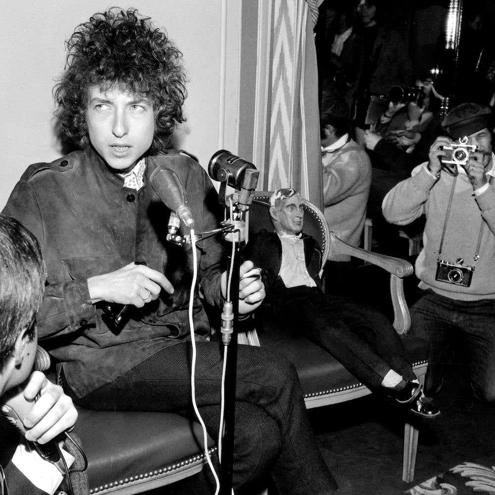 Bob Dylan During A Press Conference At Johnny Hallyday'S Place Before His Concert At The Olympia