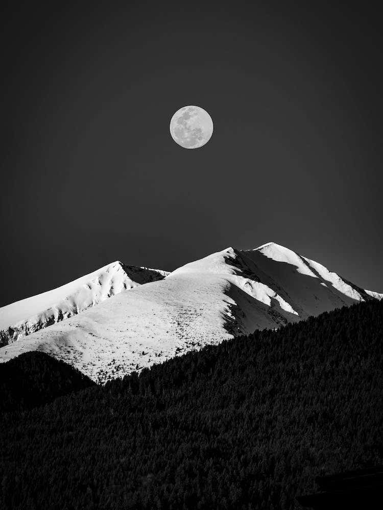 Full Moon Over The Mountains