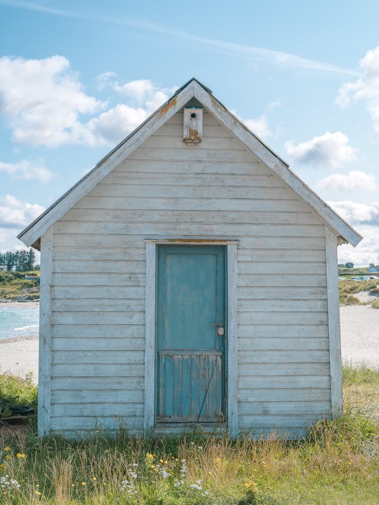 Summer beach house in Norway - coastal nature and travel photography by Christa Stroo Photography