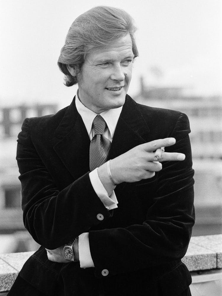 Roger Moore Is The New 007, 1972