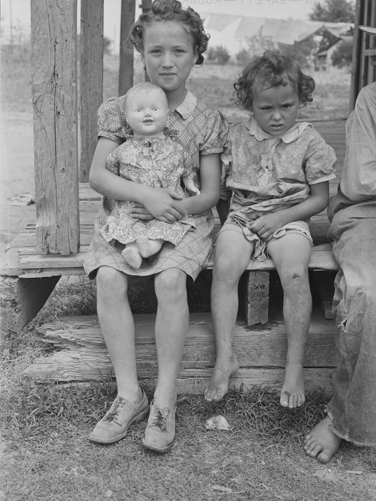 Sharecroppers Children, New Madrid County, Missouri By Russell Lee