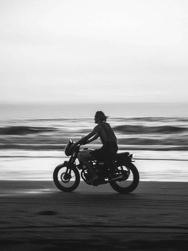 BEACH RIDE 2  B/W