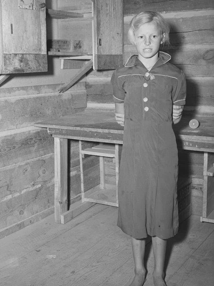 Homesteader S Daughter Giving A Recitation At The Literary Society, Pie Town, New Mexico By Russell Lee