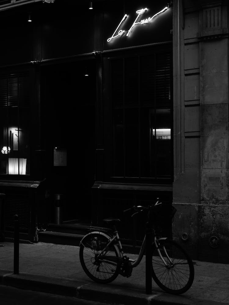 Noir Paris IV