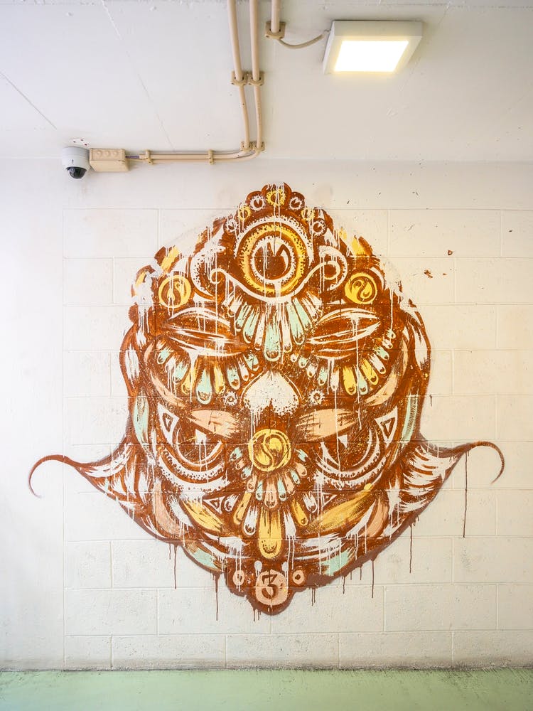 Graffiti in a parking garage in lisbon, Portugal - urban streetart in Europe - wanderlust travel photography by Christa Stroo