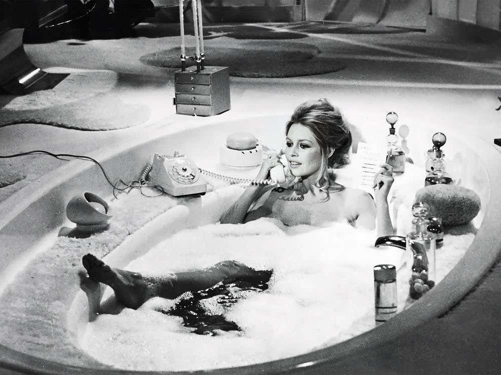 Brigitte Bardot in bathtub