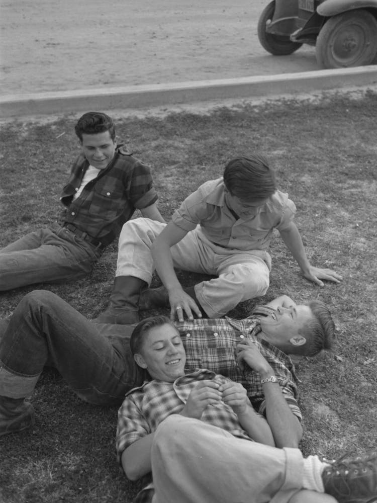 El Centro (Vicinity), California, Young People At The Imperial County Fair By Russell Lee
