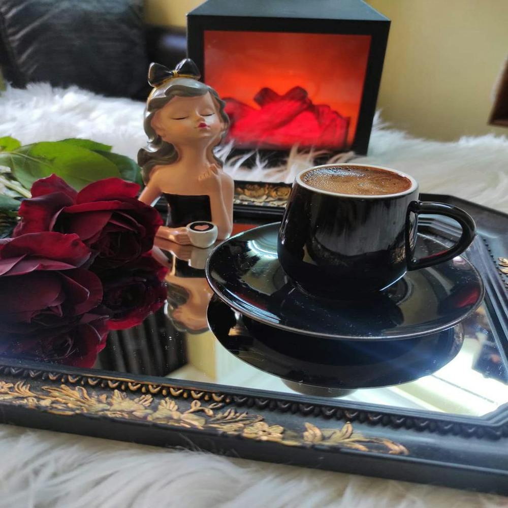 Coffee And Roses 3
