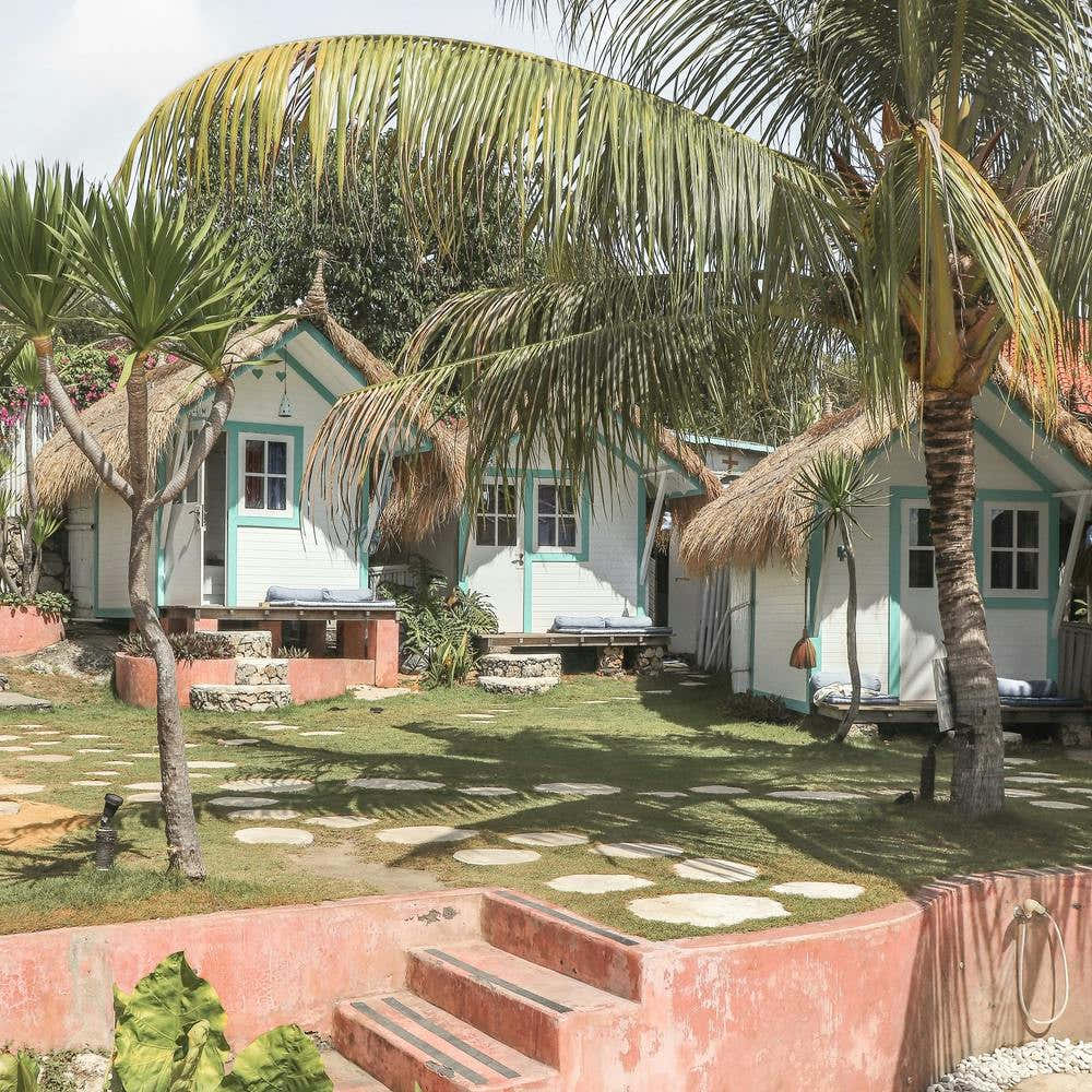 Tropical Garden Houses Square