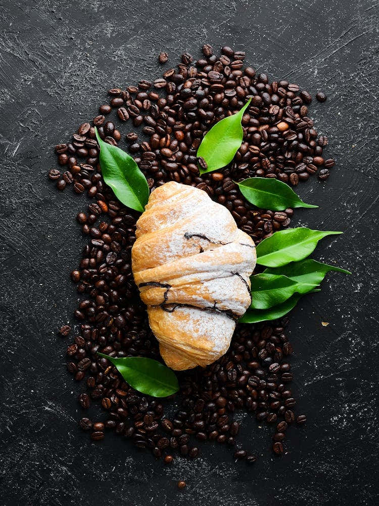 Coffee & croissant — Food kitchen poster/blackboard, photo art