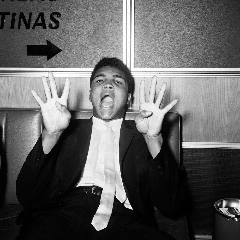 Cassius Clay Heading Back To The States After Cooper Fight