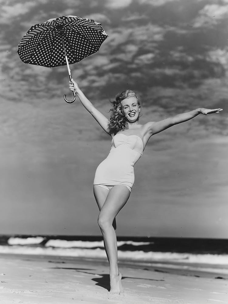 Marilyn Monroe In Beach Black And White
