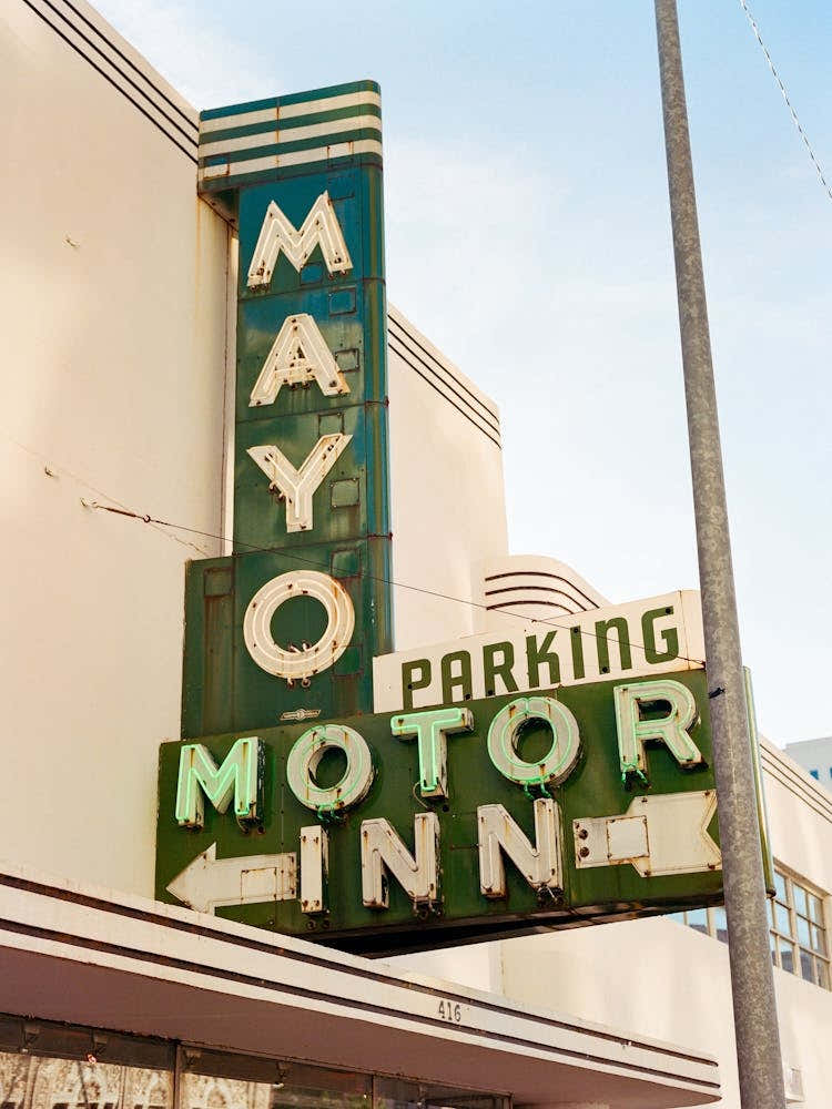 Tulsa Mayo Motor Inn on Film
