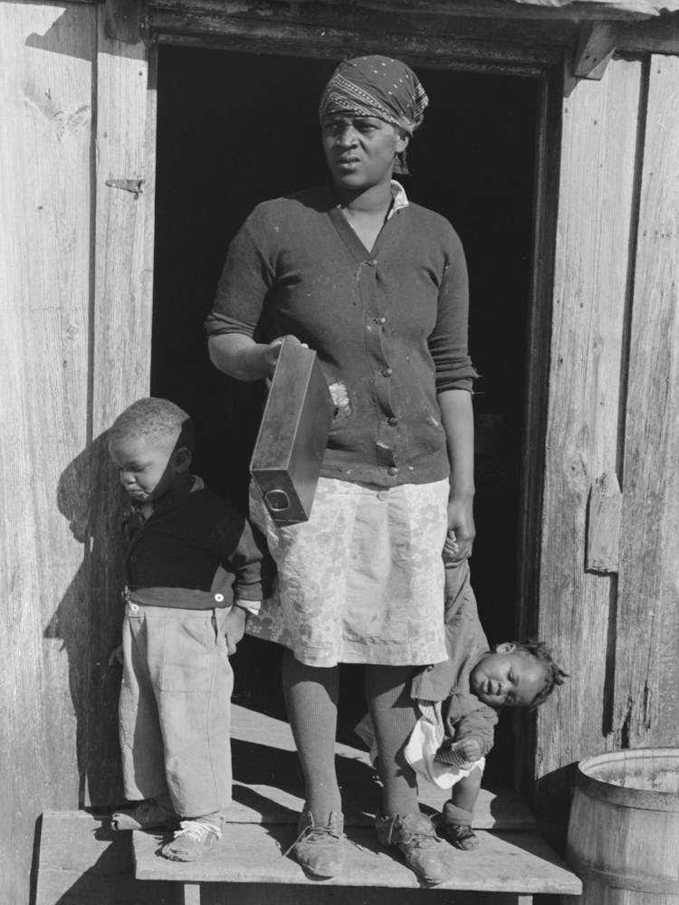 Wife And Children Of Sharecropper Who Will Be Resettled At Transylvania Project, Louisiana By Russell Lee