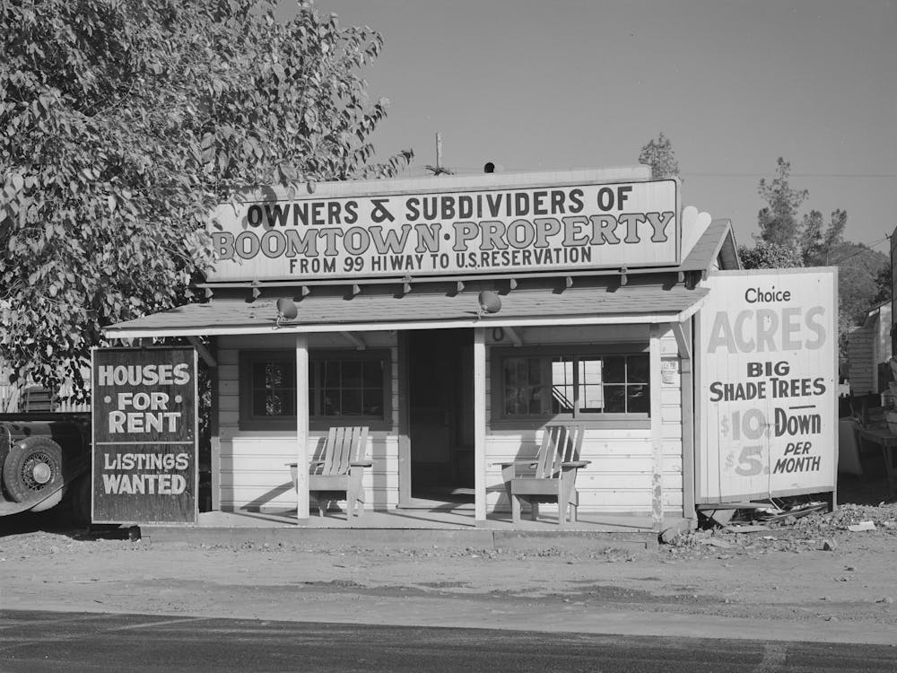 Untitled Photo, Possibly Related To Real Estate Office At Central Valley, California By Russell Le