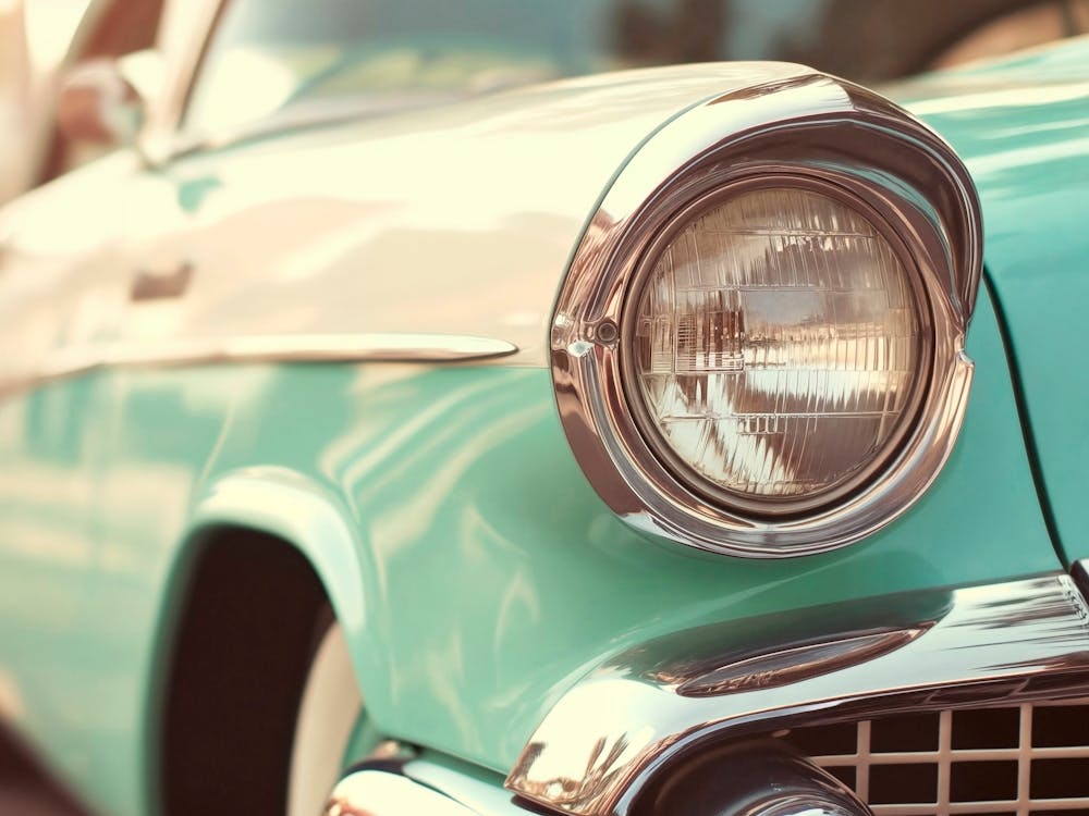 California Dreaming - Vintage Car Vibes