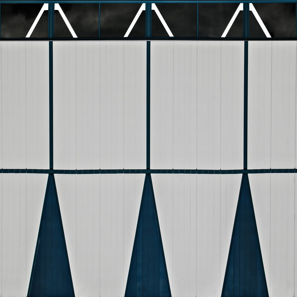 arrows wall
