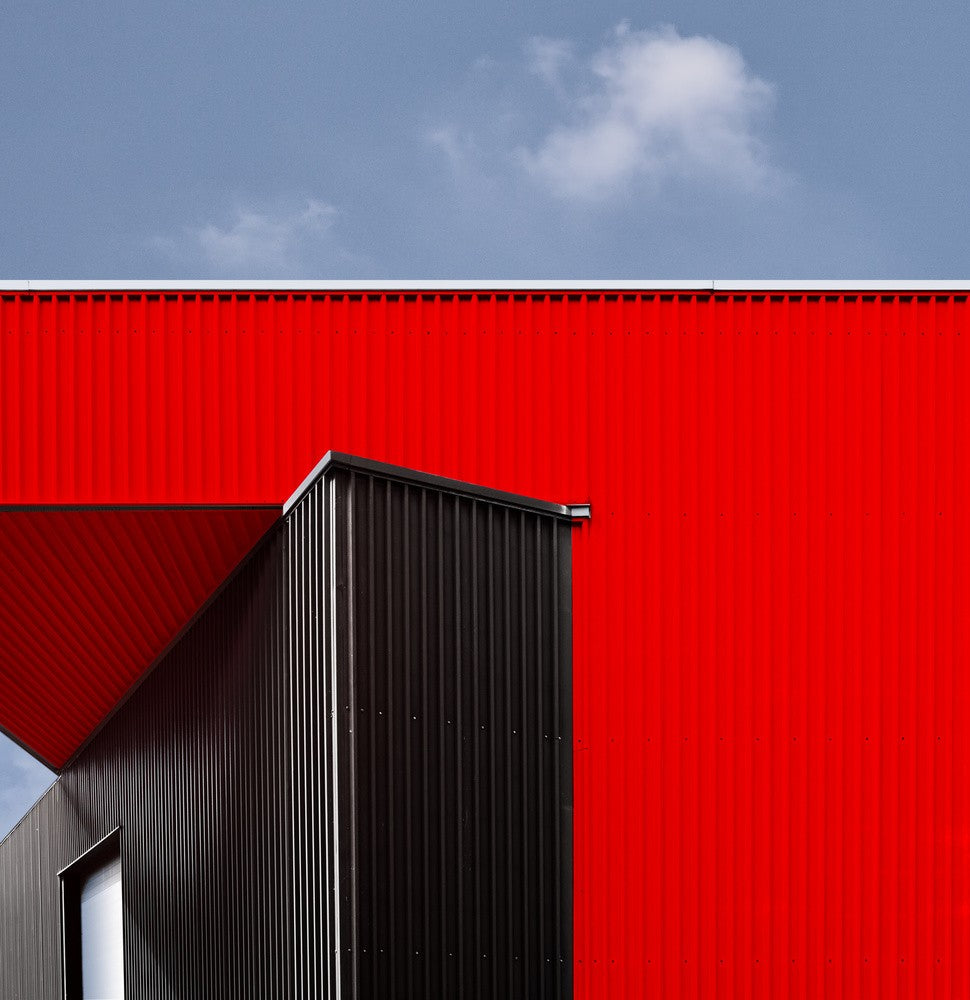 Black/Red.