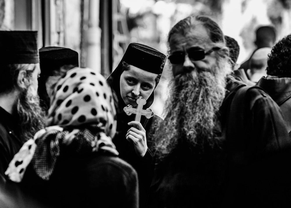 Nonne und das Kreuz SW