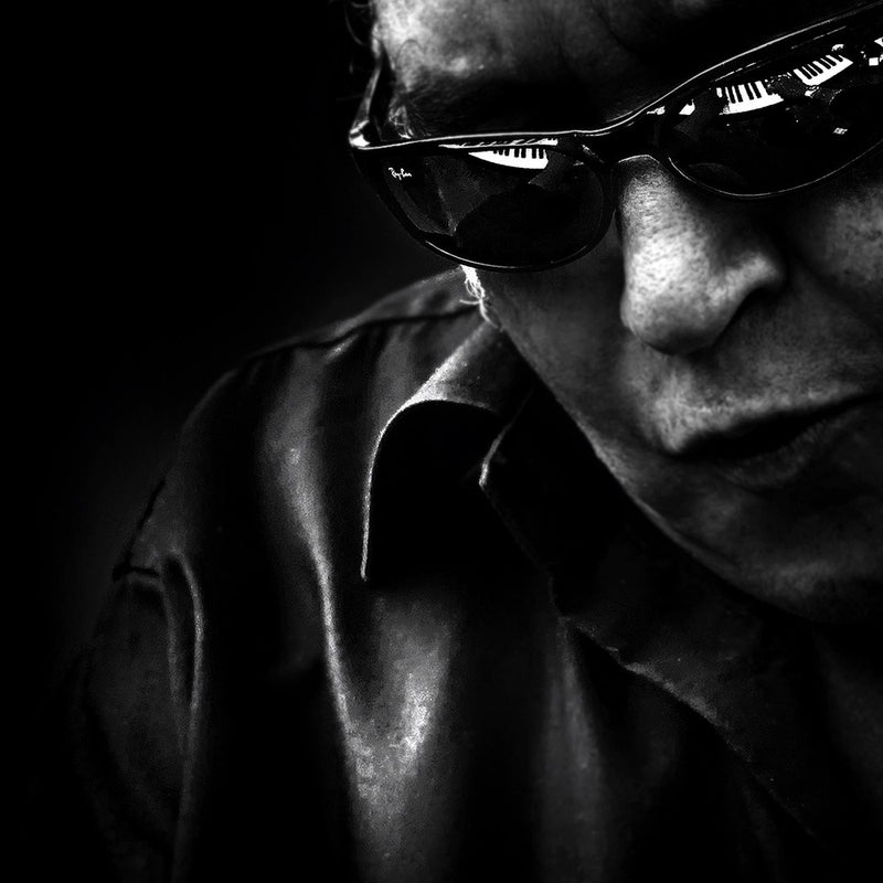 the keyboard player