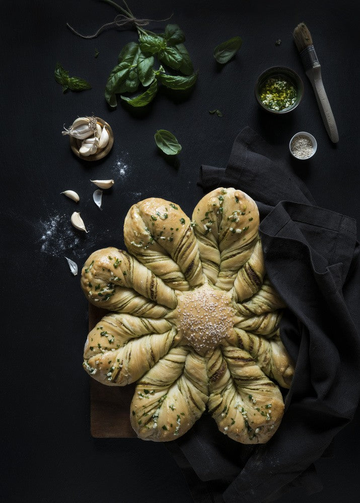 Holiday star bread
