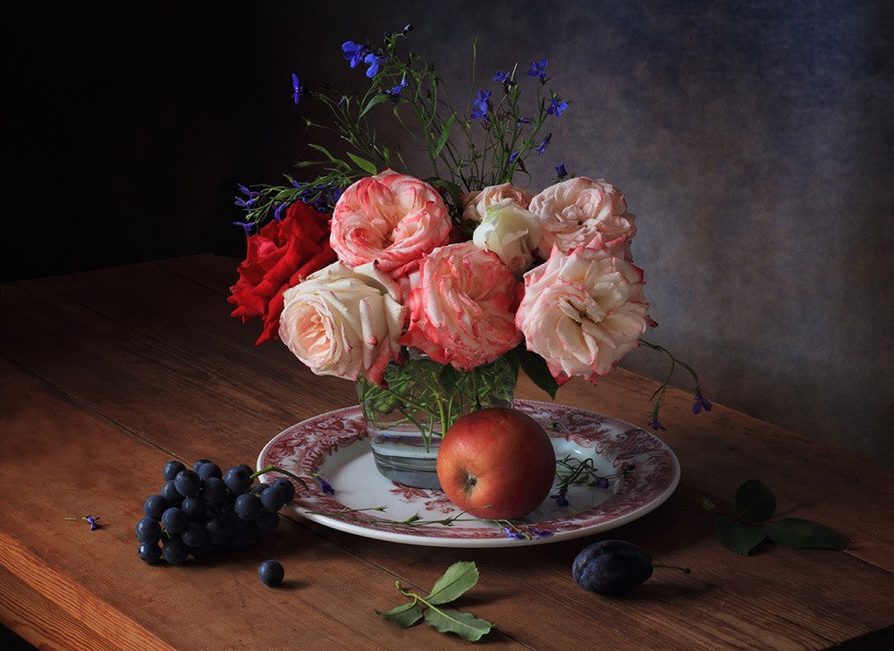Still life with roses and grapes