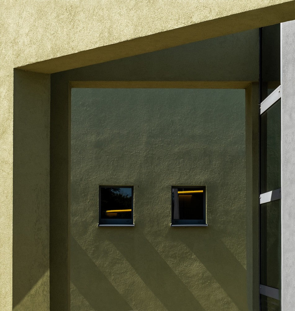 light and shadow play