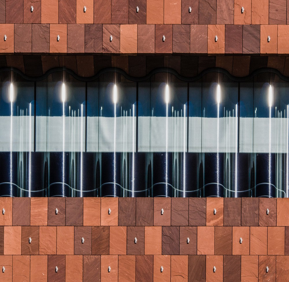 Candles in the wall