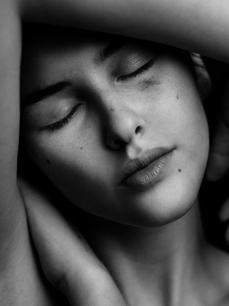 SENSUAL BEAUTY [Romana U]