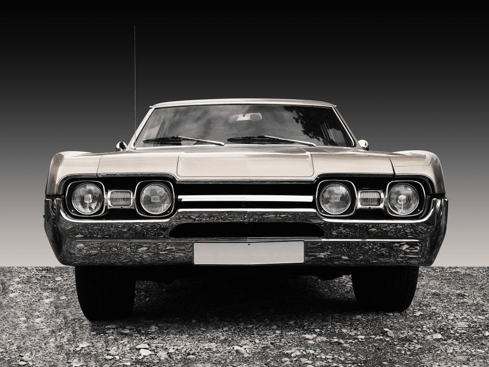 US classic car 1967 Cutlass supreme sports coupe