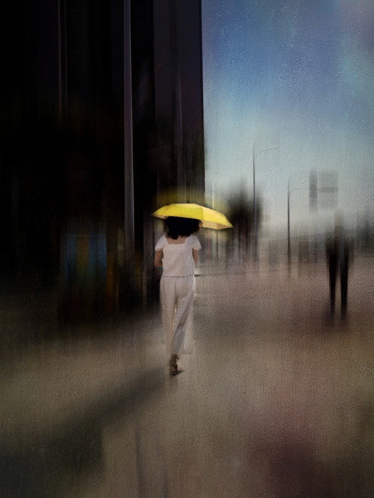Gelber Regenschirm