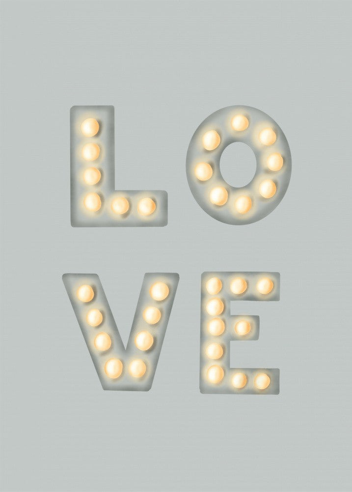 LOVE Light Letters Vert