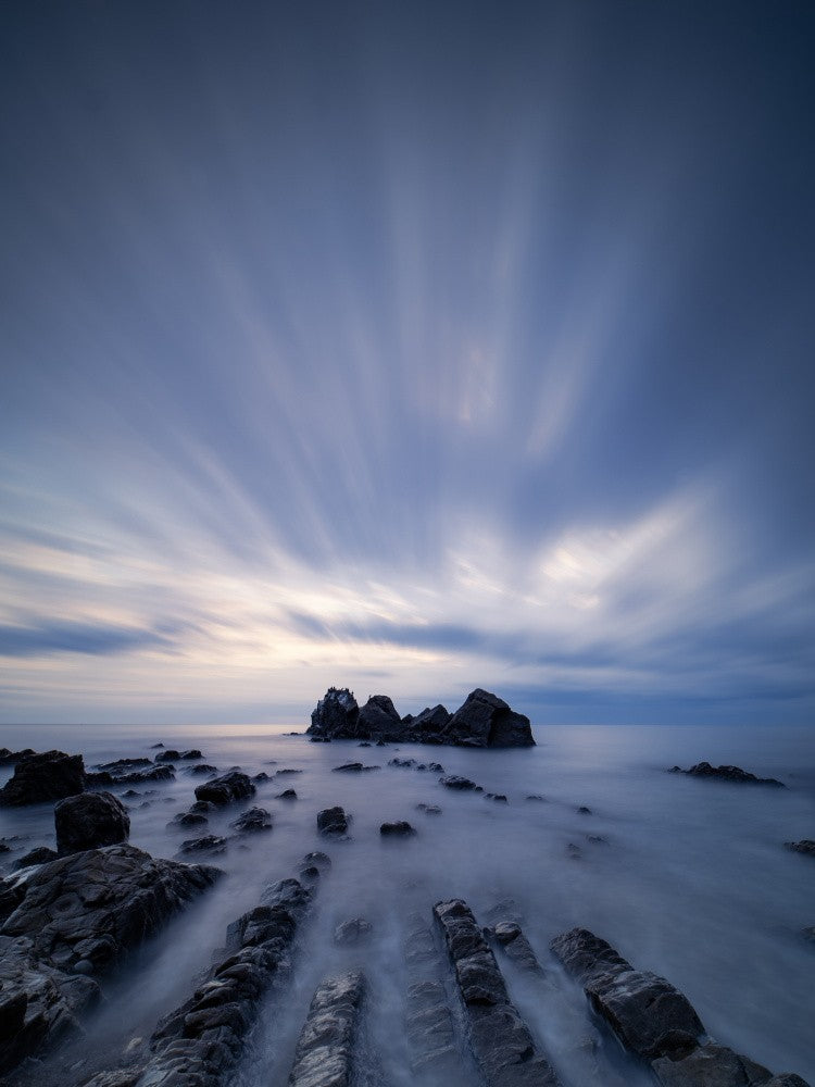 Flowing clouds