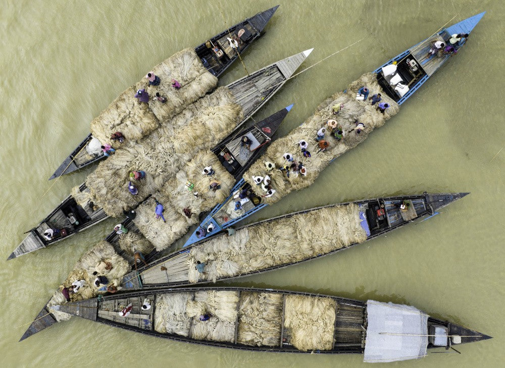 Floating jute market