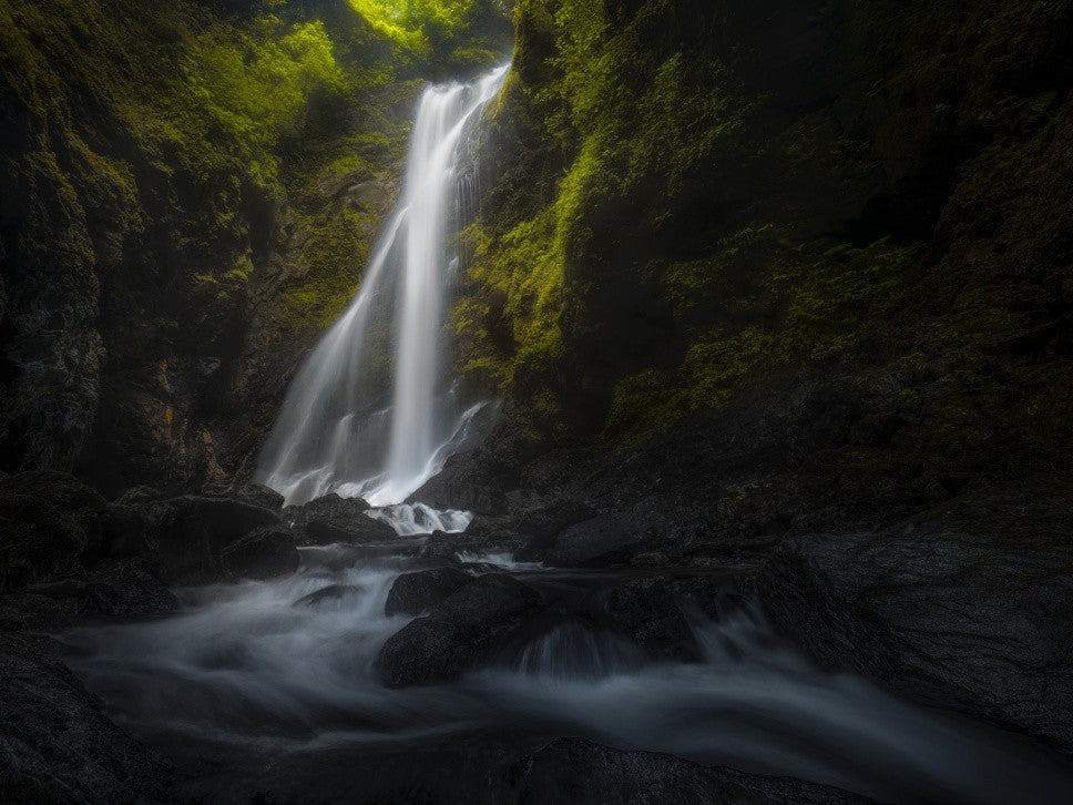 Light of Mountain Stream