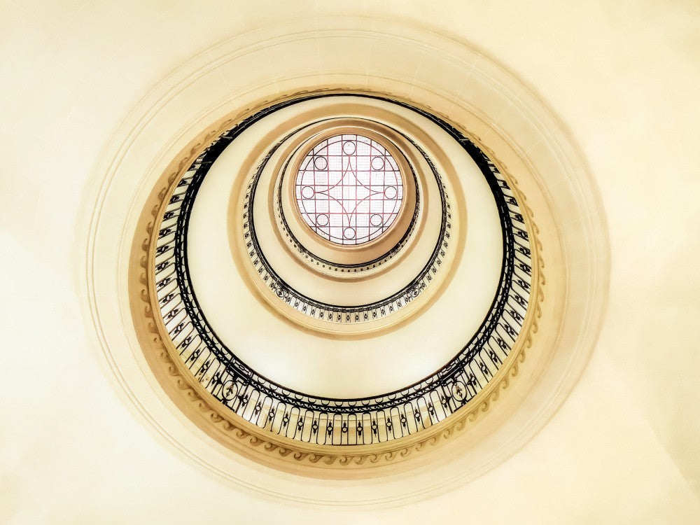 Por la cerradura del ojo...