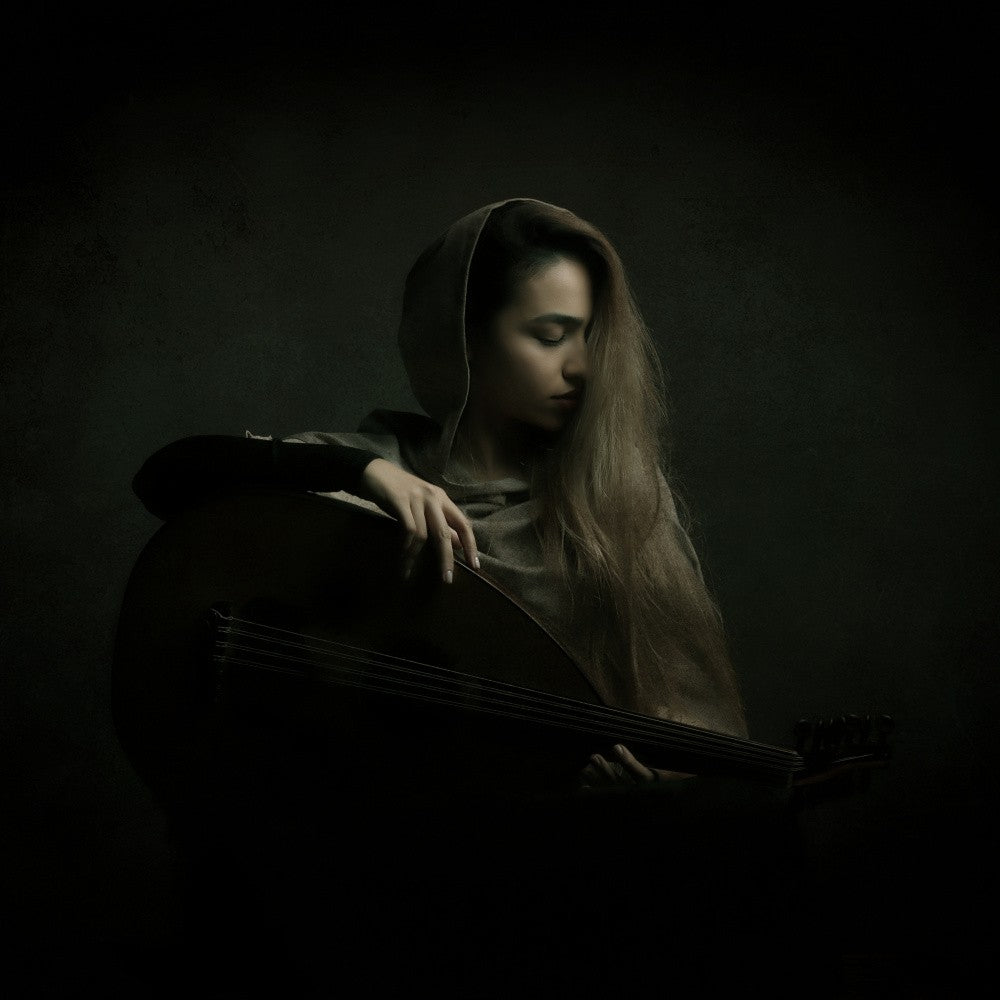 Persian musician girl