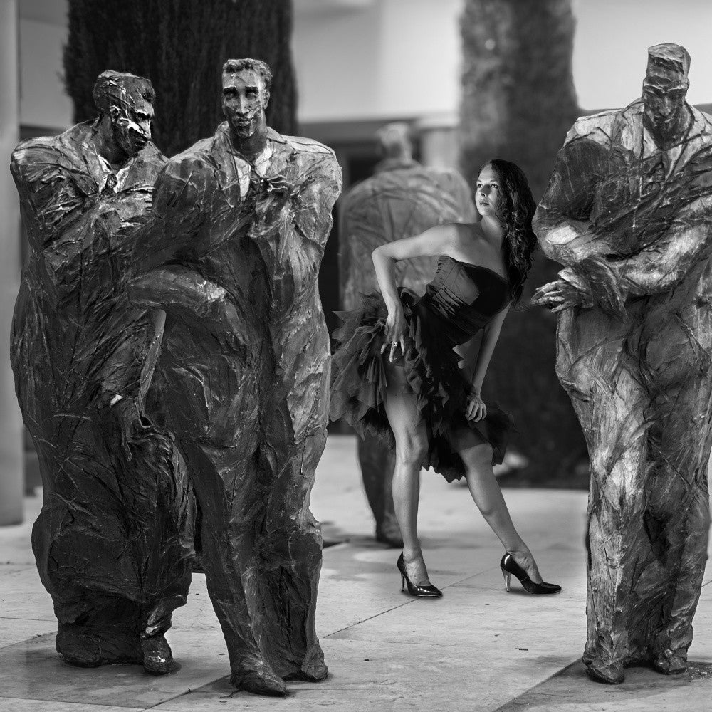 When a statue turns it's head...