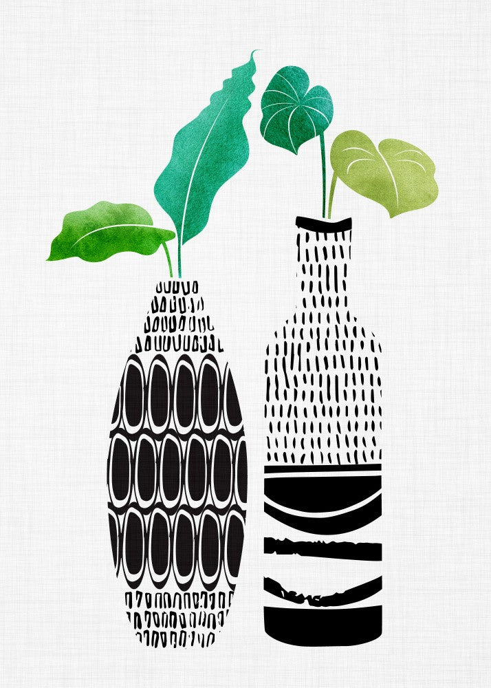 Bw Tribal Vases Vertical