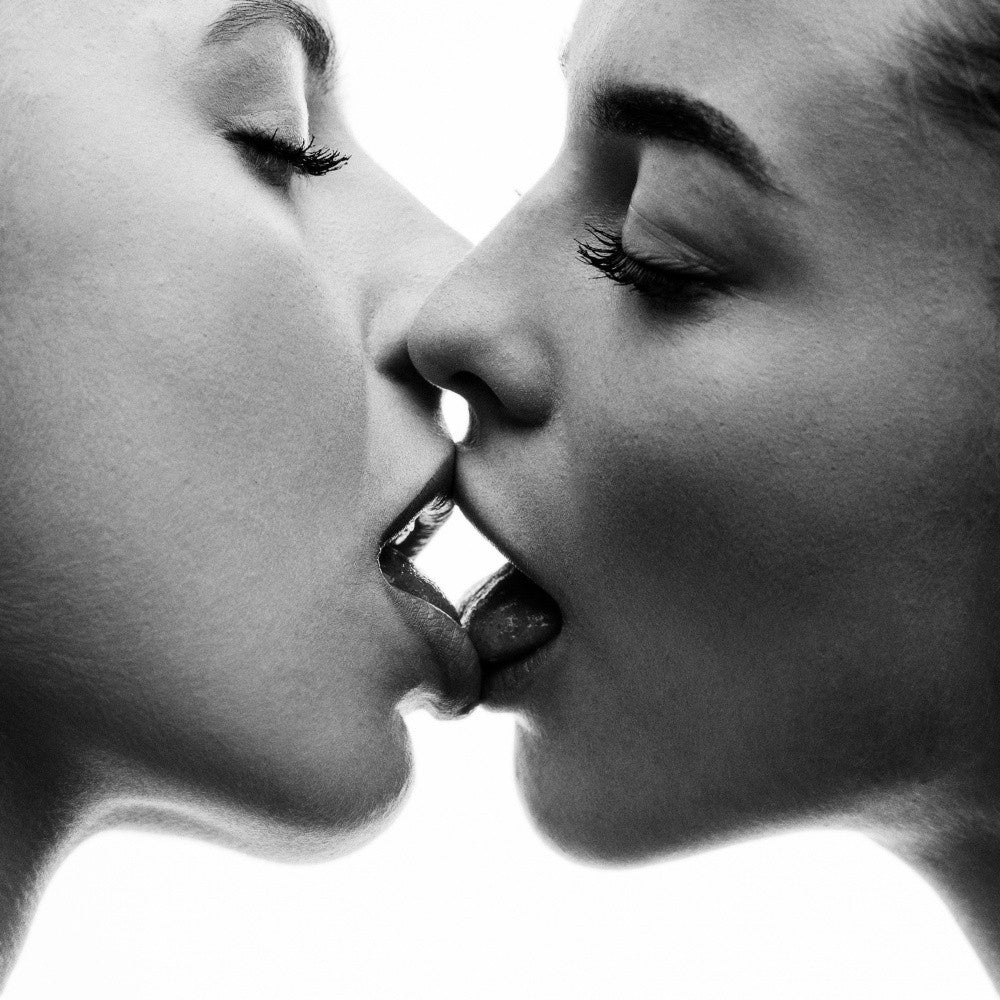 Kiss