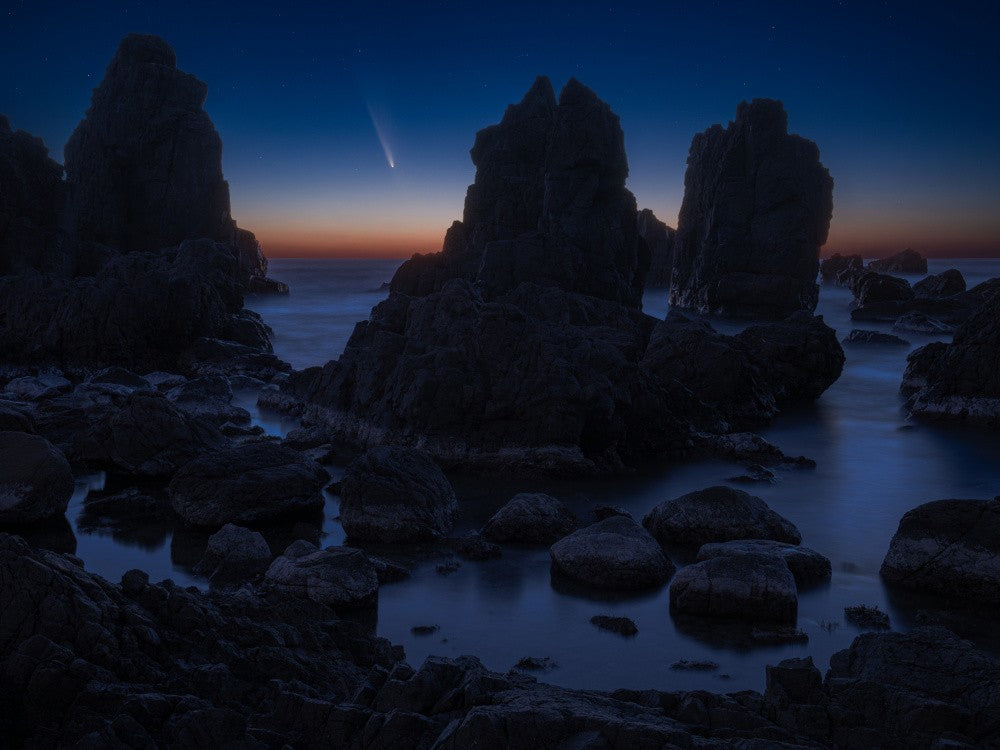 Comet at dusk