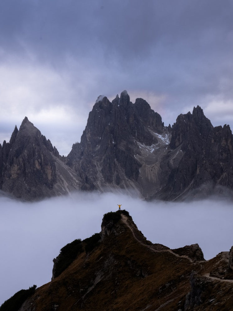 Mountain, Fog and Man!