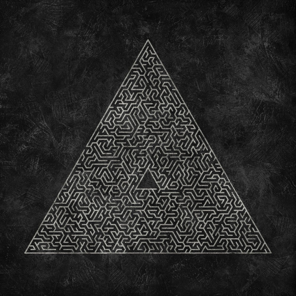 The Pyramid Maze Escape