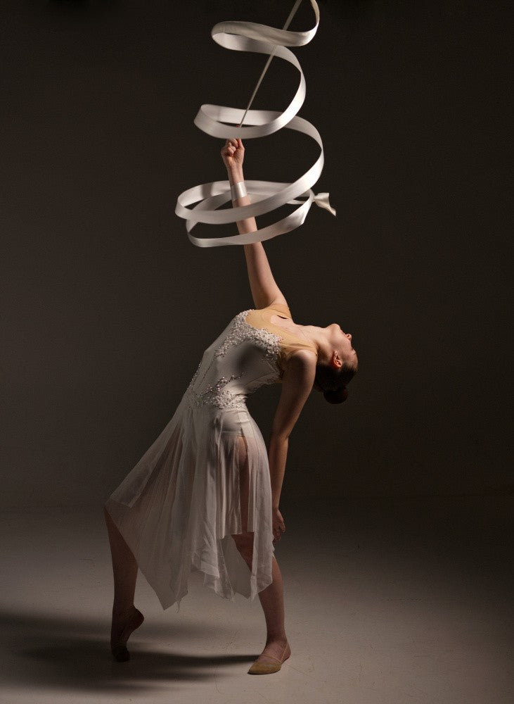 Artistic exercise with ribbon